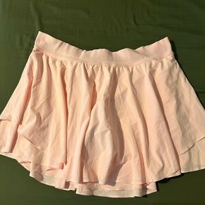 Lululemon tennis skirt size 14. Only ever tried on once never worn out